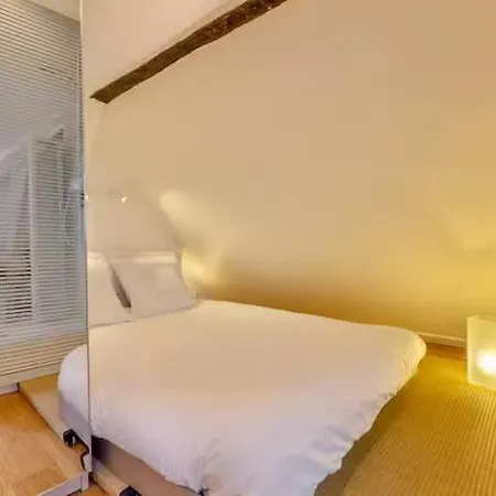 아파트 Before Making A Request Read My Profil Host At Bottom Of Page # Small Nest Under Rooftops - Heart Of *
